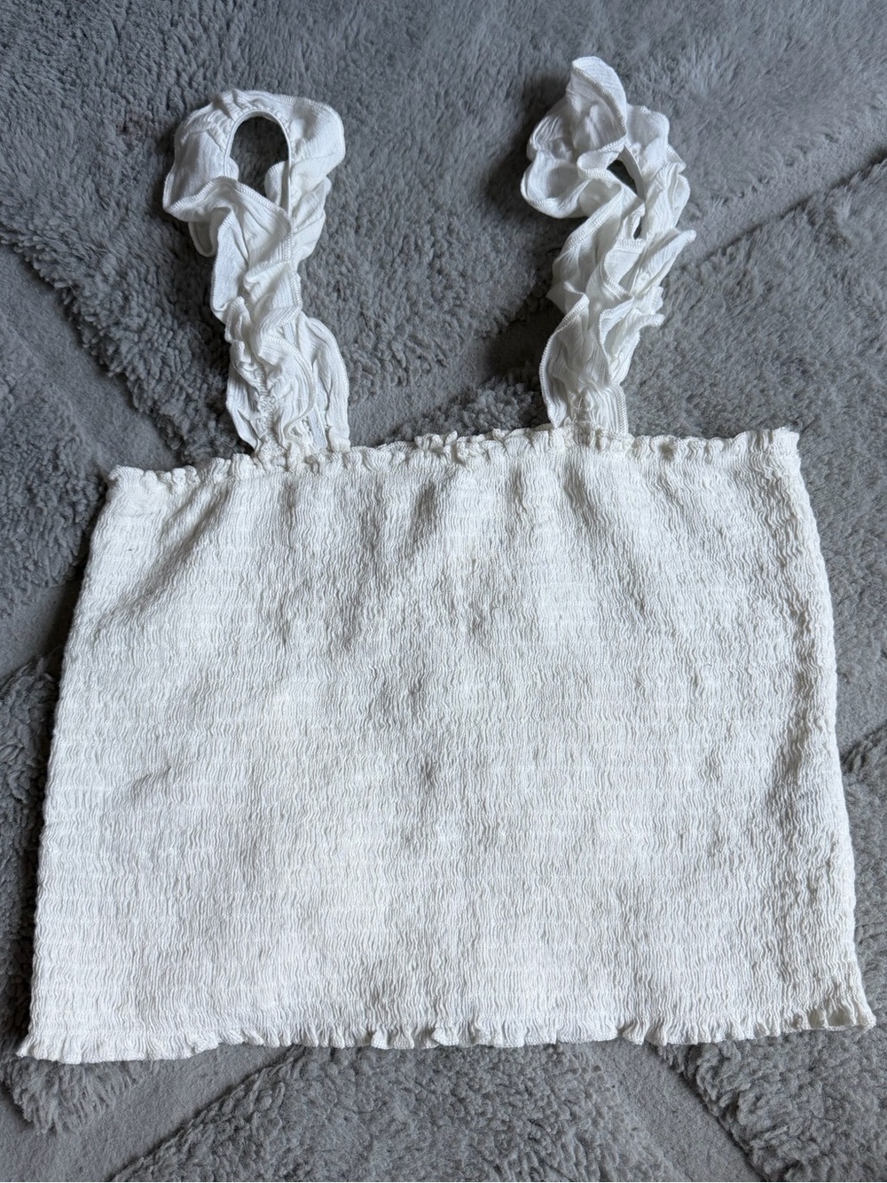 aerie NWT White Ruffled Strap Smocked Cropped Tank Top